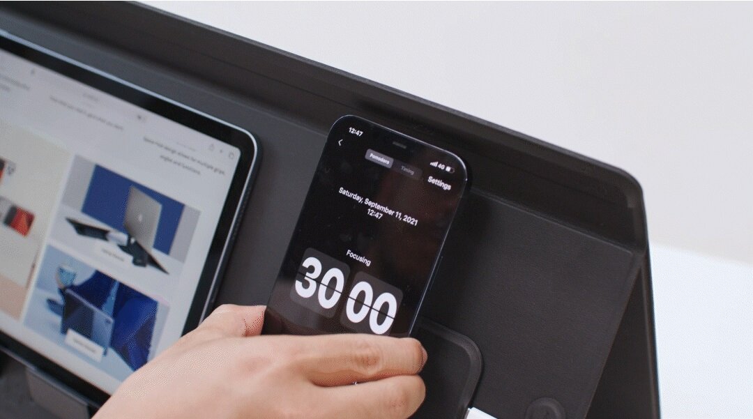 MOFT - Smart Desk Mat 智能電腦墊|4-in-1 立架桌墊|支架|收納|磁吸|手托|手腕靠墊|NFC感應