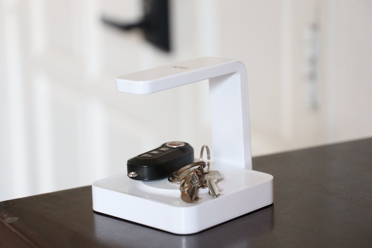 JDS - UV-C 殺菌燈及無線充電器