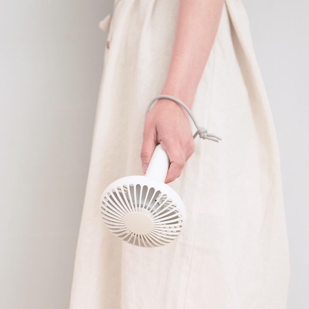 POUT - HANDS 2 Portable Fan - Cream Color [Licensed in Hong Kong]